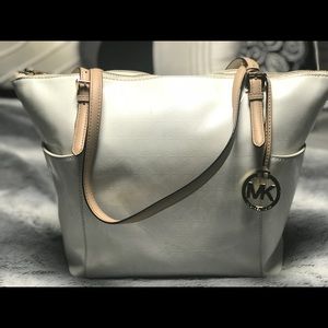 Michael Kors medium tote